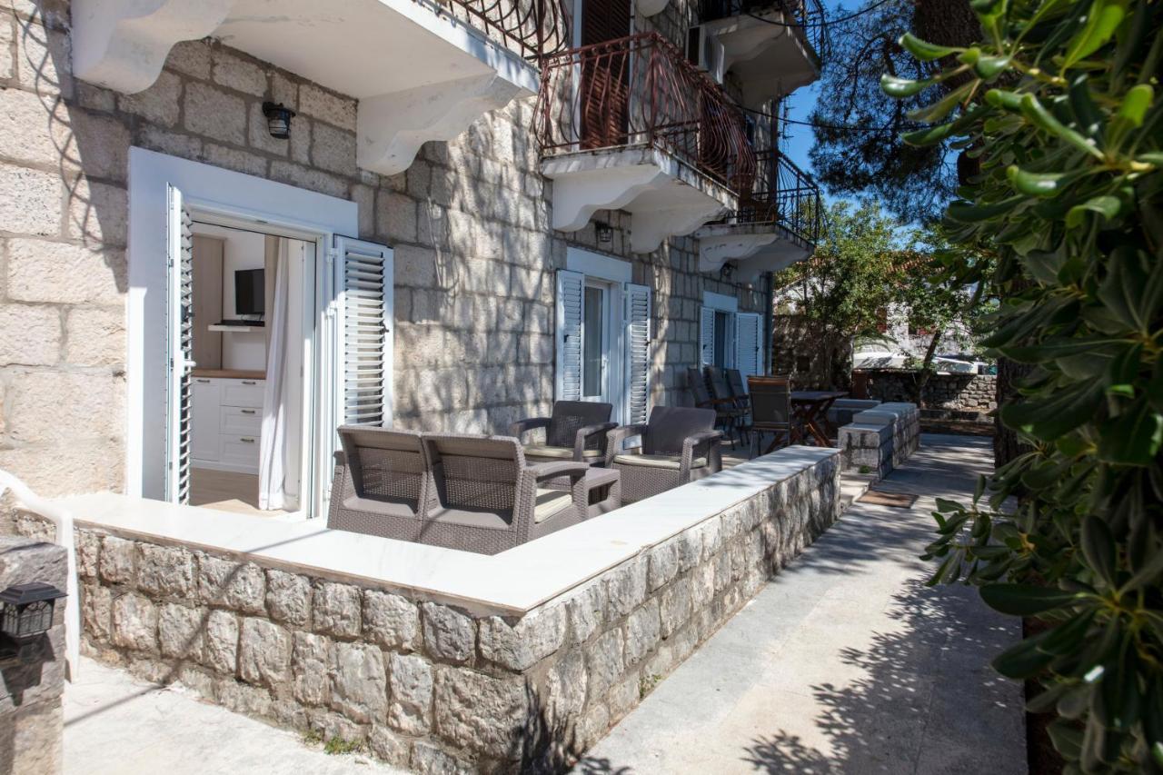 Spring Apartment Perast Eksteriør billede